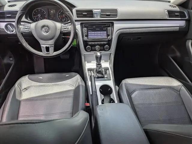 2013 Volkswagen Passat 2.5L SE