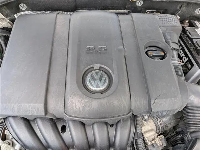 2013 Volkswagen Passat 2.5L SE