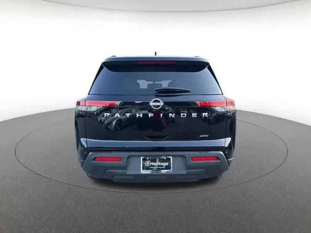 2025 Nissan Pathfinder SV 4WD
