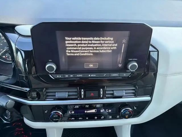 2025 Nissan Pathfinder SV 4WD