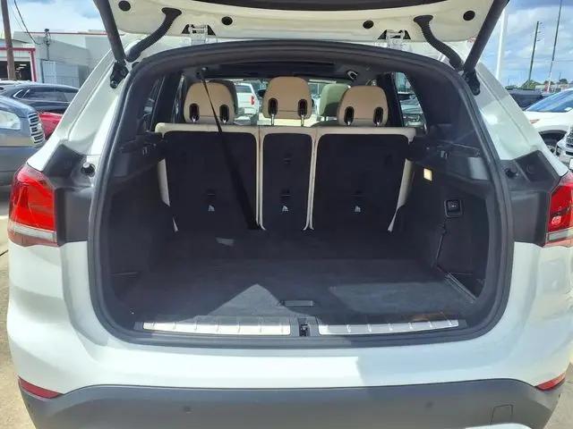 2021 BMW X1 sDrive28i