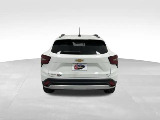 2026 Chevrolet Trax FWD LT