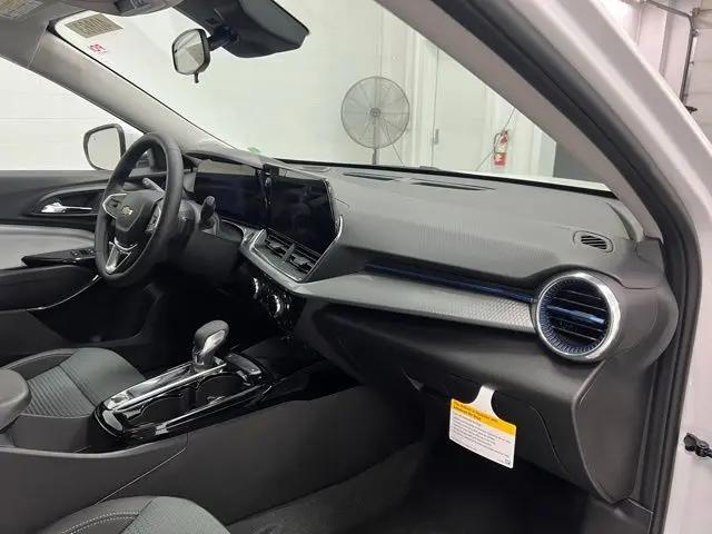 2026 Chevrolet Trax FWD LT