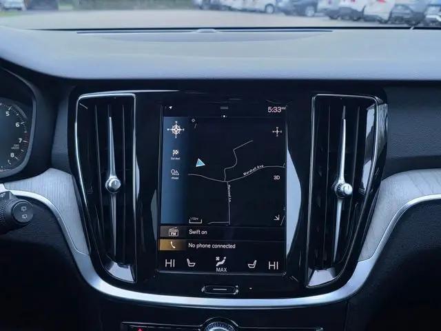 2021 Volvo V60 Cross Country T5