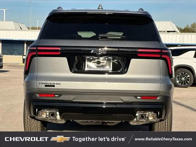 2026 Chevrolet Traverse FWD LT