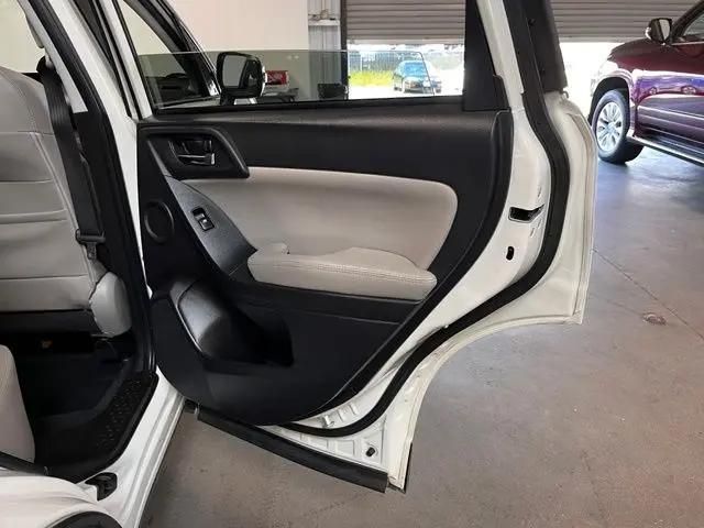 2015 Subaru Forester 2.5i Touring