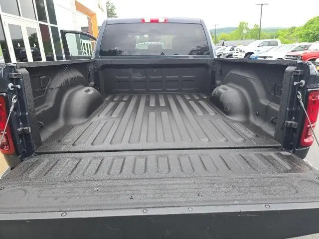 2025 Ram 2500 Big Horn Crew Cab 4x4 6'4" Box