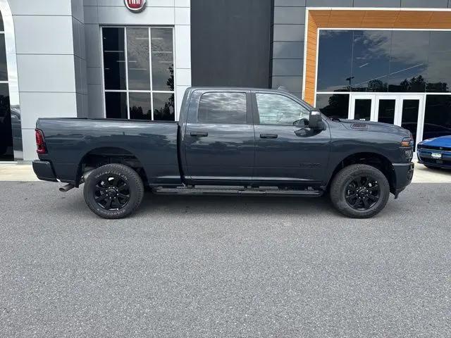 2025 Ram 2500 Big Horn Crew Cab 4x4 6'4" Box