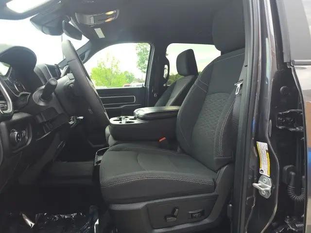2025 Ram 2500 Big Horn Crew Cab 4x4 6'4" Box