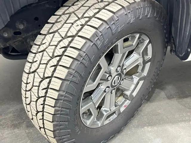 2018 Nissan Titan XD SV Gas