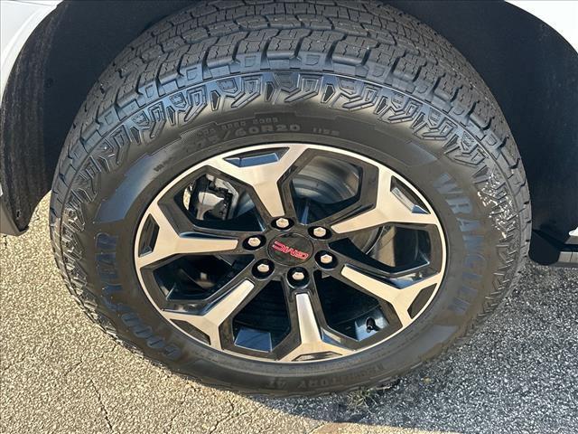 2026 GMC Yukon 4WD AT4