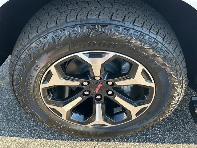 2026 GMC Yukon 4WD AT4