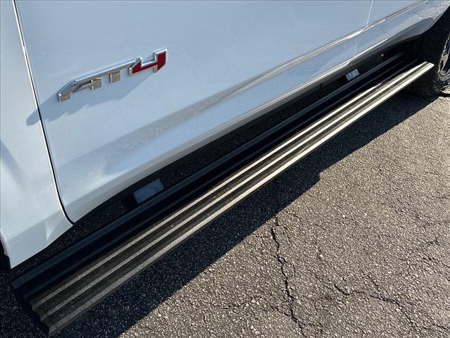 2026 GMC Yukon 4WD AT4