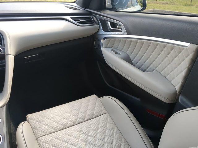 2023 Genesis G70 3.3T RWD