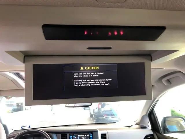 2017 Toyota Sienna Limited Premium 7 Passenger
