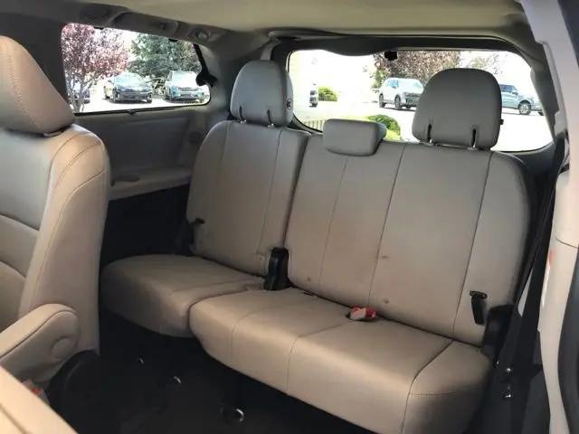 2017 Toyota Sienna Limited Premium 7 Passenger