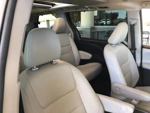 2017 Toyota Sienna Limited Premium 7 Passenger