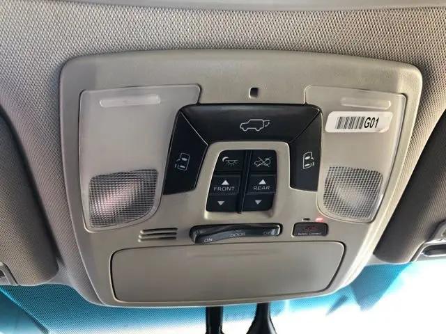 2017 Toyota Sienna Limited Premium 7 Passenger