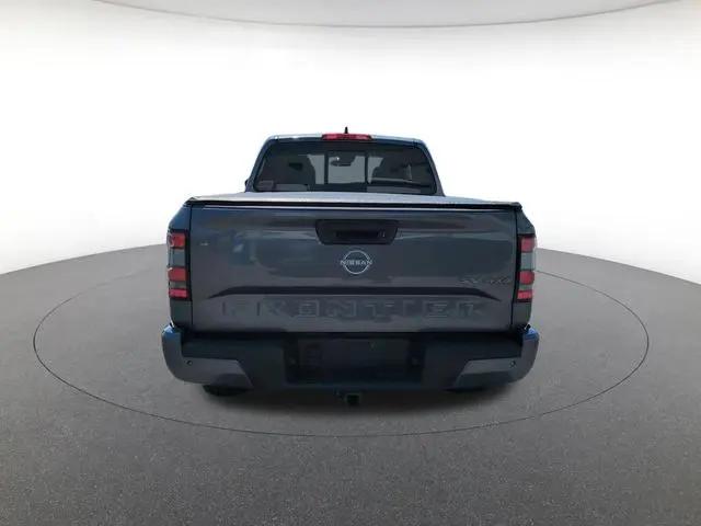 2022 Nissan Frontier Crew Cab Long Bed SV 4x4