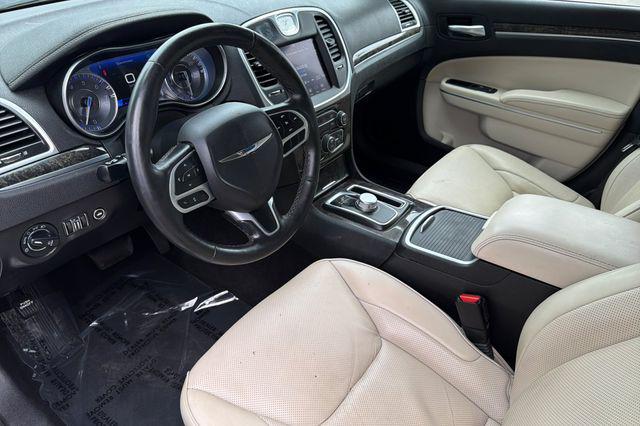 2021 Chrysler 300 Touring L AWD