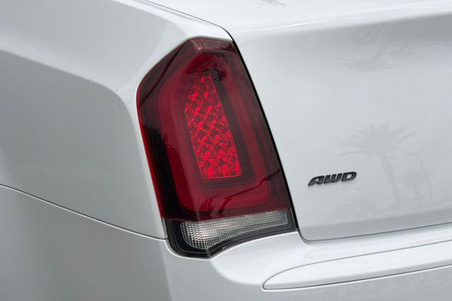 2021 Chrysler 300 Touring L AWD
