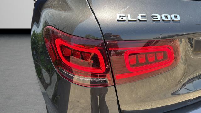 2022 Mercedes-Benz GLC 4MATIC SUV