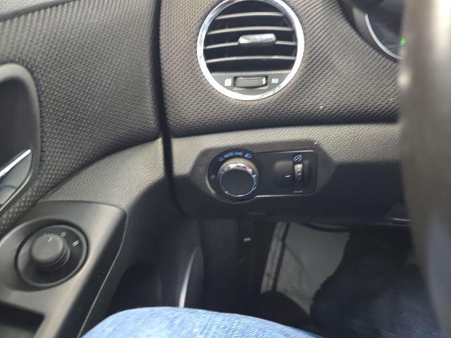 2011 Chevrolet Cruze 1LT
