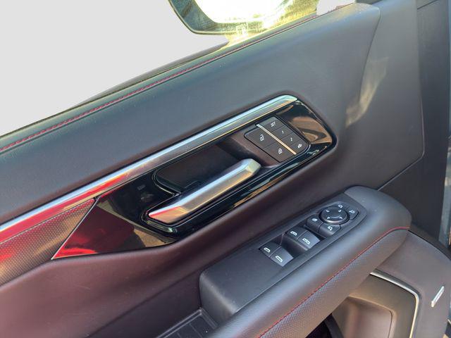 2025 Chevrolet Tahoe 4WD RST