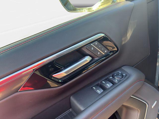 2025 Chevrolet Tahoe 4WD RST