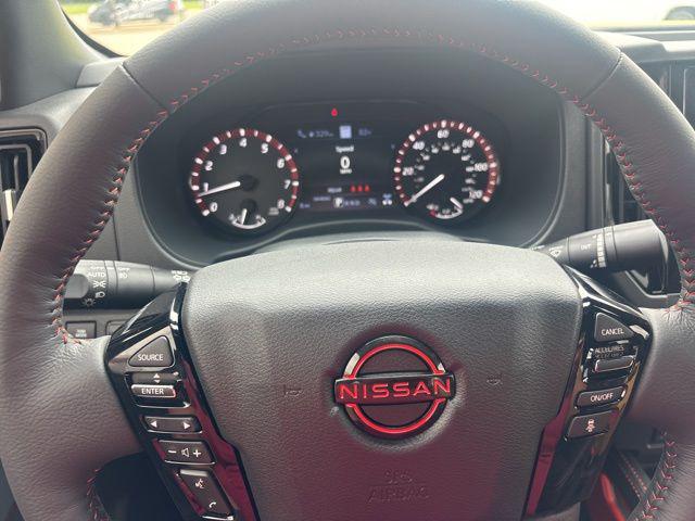 2026 Nissan Frontier Crew Cab PRO-4X 4x4
