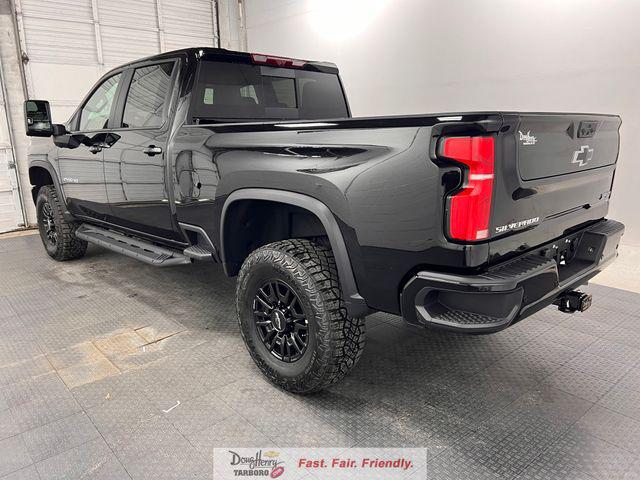 2026 Chevrolet Silverado 2500HD Crew Cab, Standard Bed, XR2, 4WD