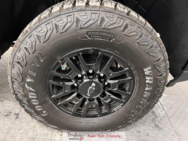 2026 Chevrolet Silverado 2500HD Crew Cab, Standard Bed, XR2, 4WD