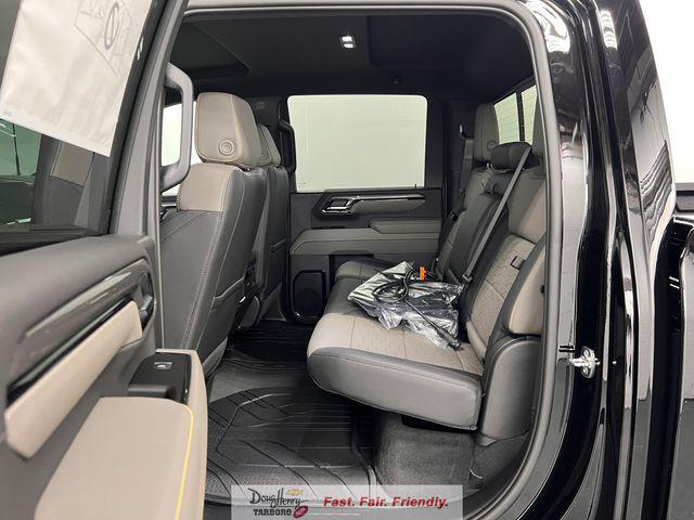 2026 Chevrolet Silverado 2500HD Crew Cab, Standard Bed, XR2, 4WD