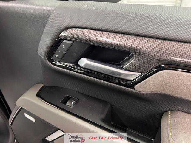 2026 Chevrolet Silverado 2500HD Crew Cab, Standard Bed, XR2, 4WD