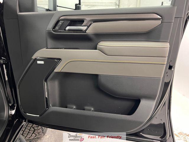 2026 Chevrolet Silverado 2500HD Crew Cab, Standard Bed, XR2, 4WD