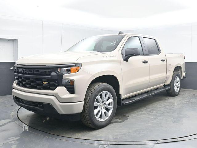 2026 Chevrolet Silverado 1500 4WD Crew Cab Short Bed Custom