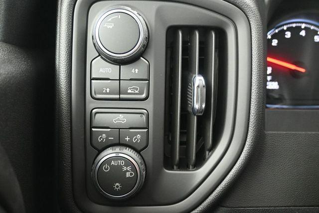 2026 Chevrolet Silverado 1500 4WD Crew Cab Short Bed Custom