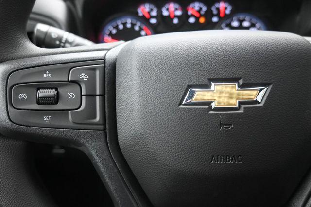 2026 Chevrolet Silverado 1500 4WD Crew Cab Short Bed Custom