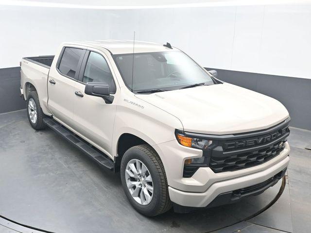 2026 Chevrolet Silverado 1500 4WD Crew Cab Short Bed Custom