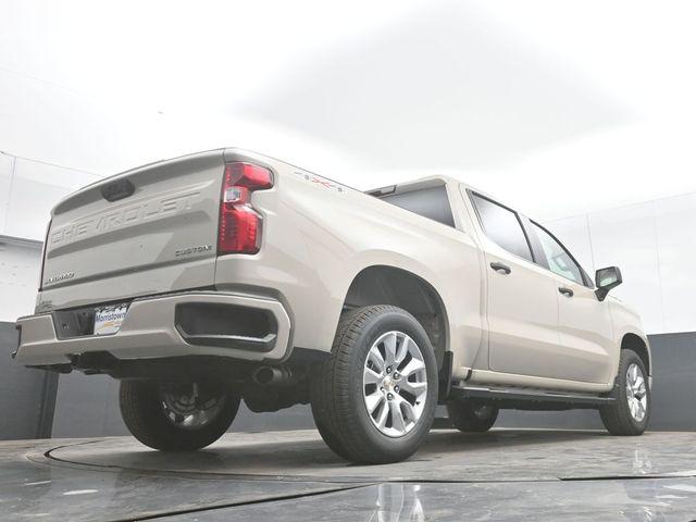 2026 Chevrolet Silverado 1500 4WD Crew Cab Short Bed Custom