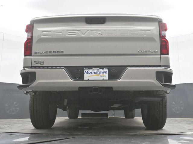 2026 Chevrolet Silverado 1500 4WD Crew Cab Short Bed Custom