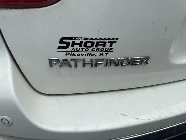 2019 Nissan Pathfinder SL