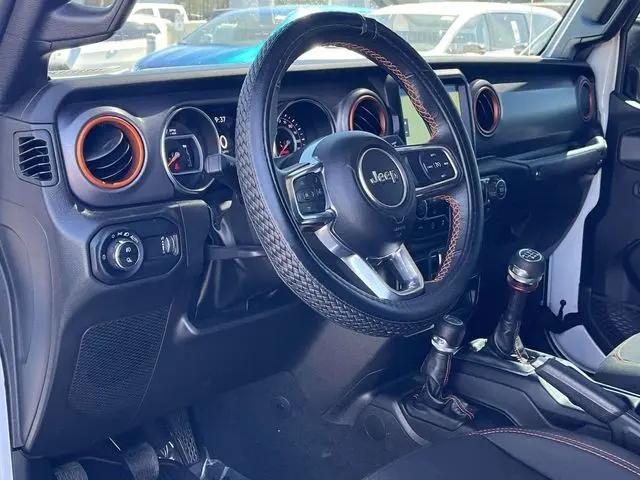 2023 Jeep Gladiator Sport
