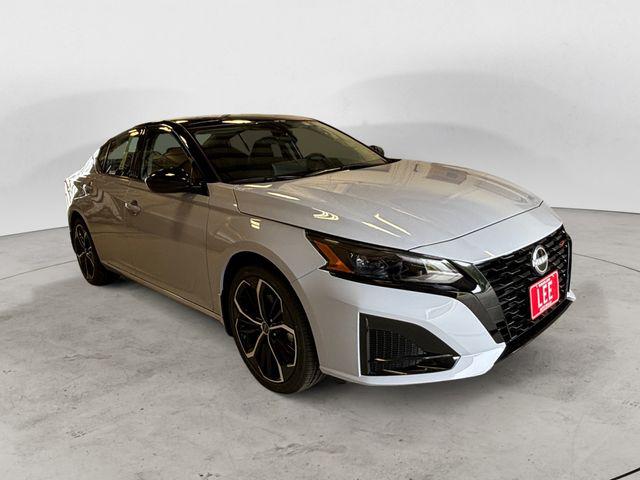 2026 Nissan Altima SR FWD
