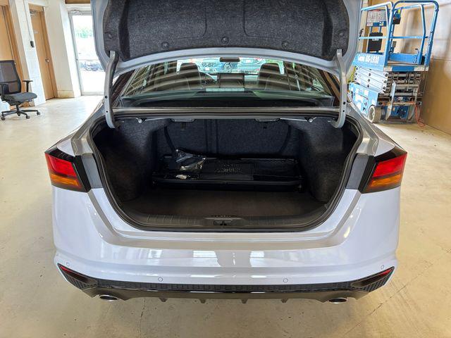 2026 Nissan Altima SR FWD