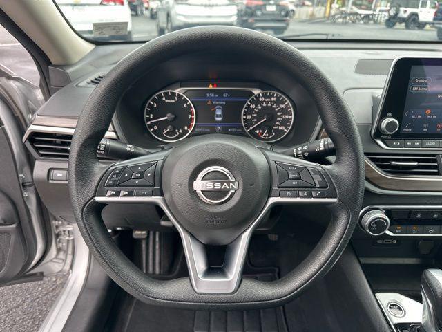 2024 Nissan Altima SV FWD