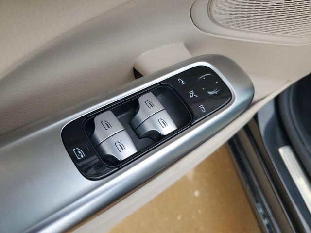 2025 Mercedes-Benz C-CLASS C 300 C 300