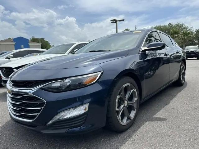 2022 Chevrolet Malibu FWD LT
