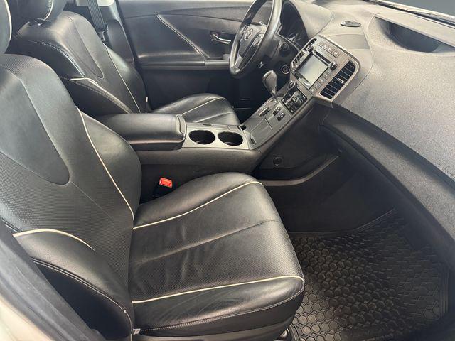 2016 Toyota Venza Base