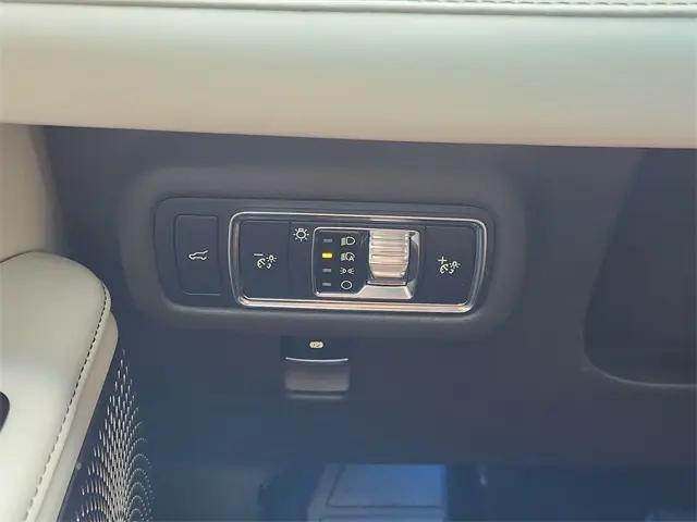 2024 Lincoln Nautilus Black Label